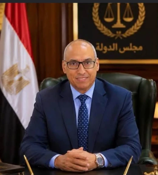 مفتي الجمهورية يهنئ المستشار محمود أبو الدهب بمناسبة تولي سيادته رئاسة مجلس الدولة