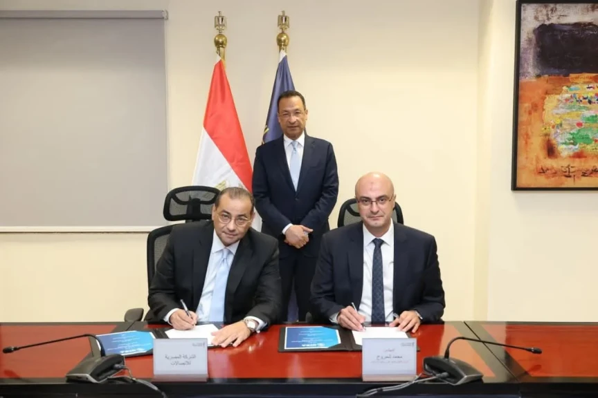 وزير الاتصالات يشهد إطلاق خدمتي ”اطمن” و”اطمن على الآخر” لتوفير بيئة إنترنت آمنة للأطفال على الهاتف المحمول