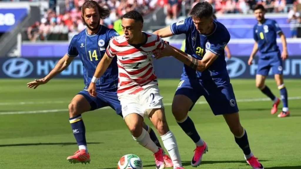 أمريكا تتجاوز البوسنة بهدفين دون رد في دور الـ32 من كأس العالم