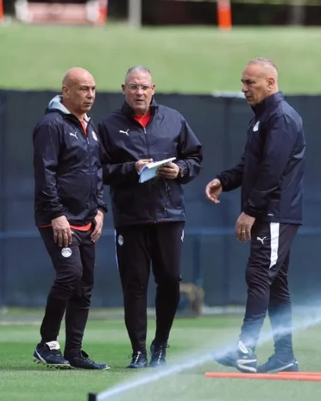 اتحاد الكرة ومنتخب مصر ينعيان شقيق الكابتن طارق سليمان