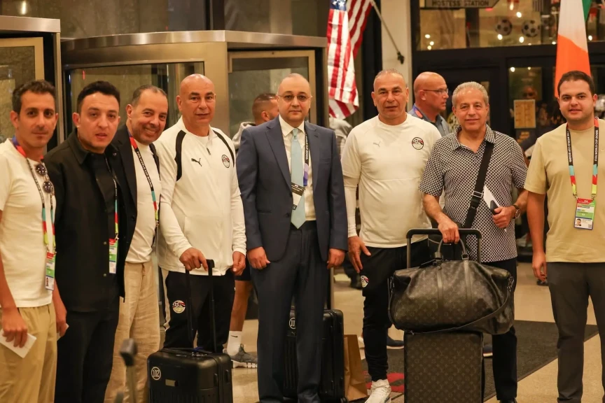 قنصل مصر في هيوستن يستقبل بعثة المنتخب