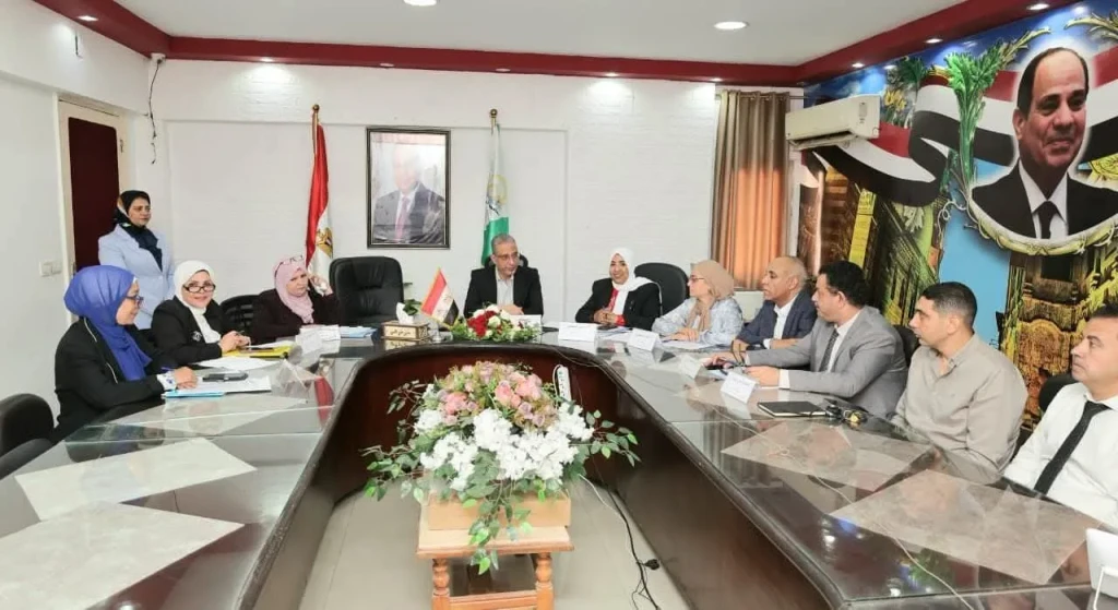 محافظ الجيزة يتابع انتظام امتحانات الثانوية العامة من داخل غرفة عمليات مديرية التربية والتعليم