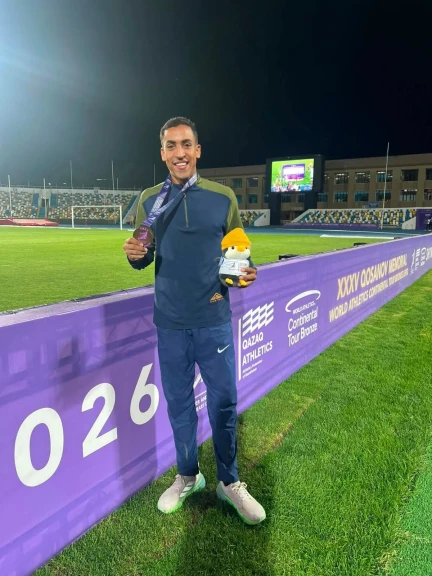 البطل المصري إبراهيم محي يتوج ببرونزية الـ 800 متر في بطولة كوسانوف الدولية بكازاخستان