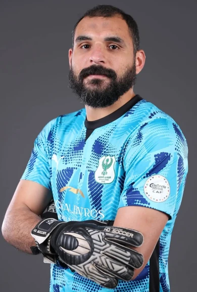 المصري يجدد تعاقده مع حارسه محمود حمدي  لموسمين مقبلين