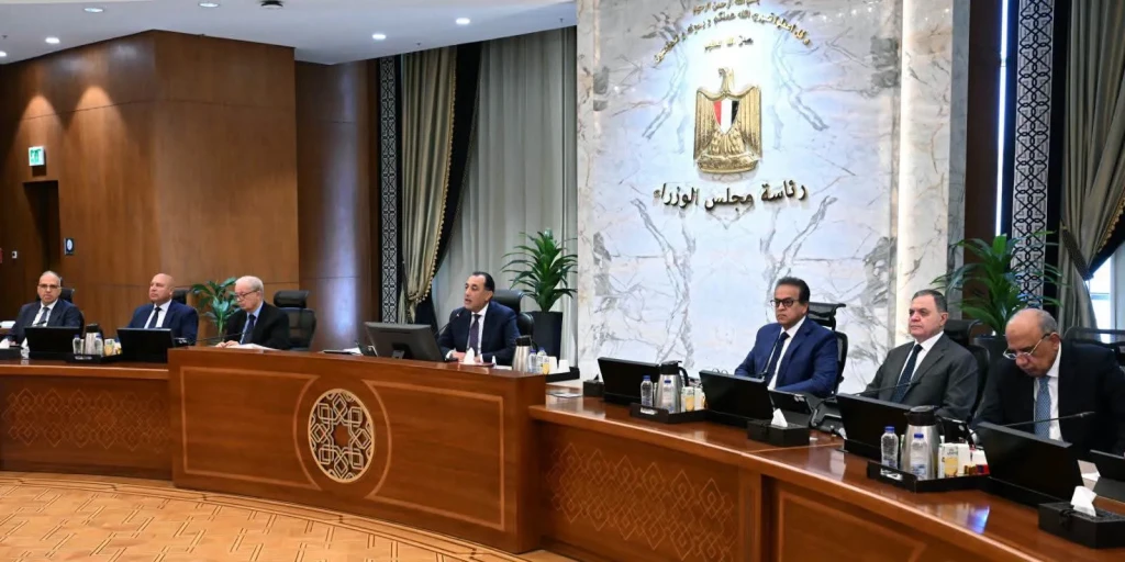 رئيس الوزراء يترأس الاجتماع الأسبوعي للحكومة