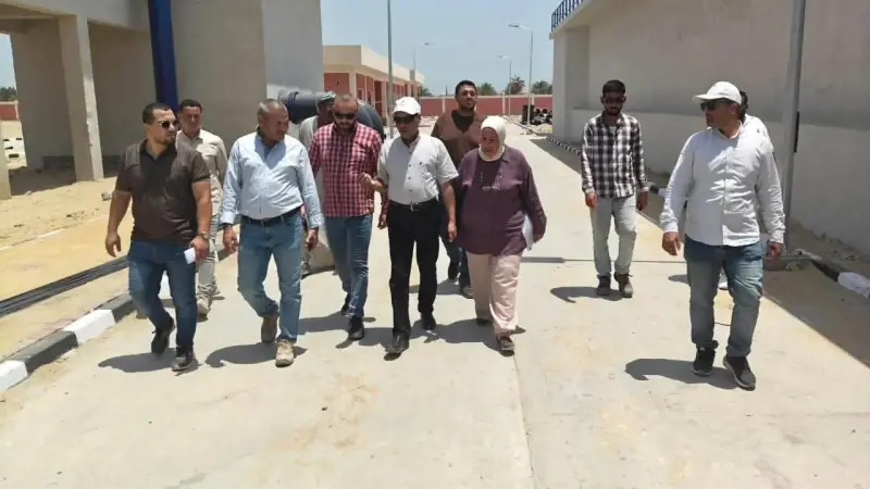 وزيرة الإسكان تتابع سير العمل بمشروعات مياه الشرب والصرف الصحي بعدد من المحافظات