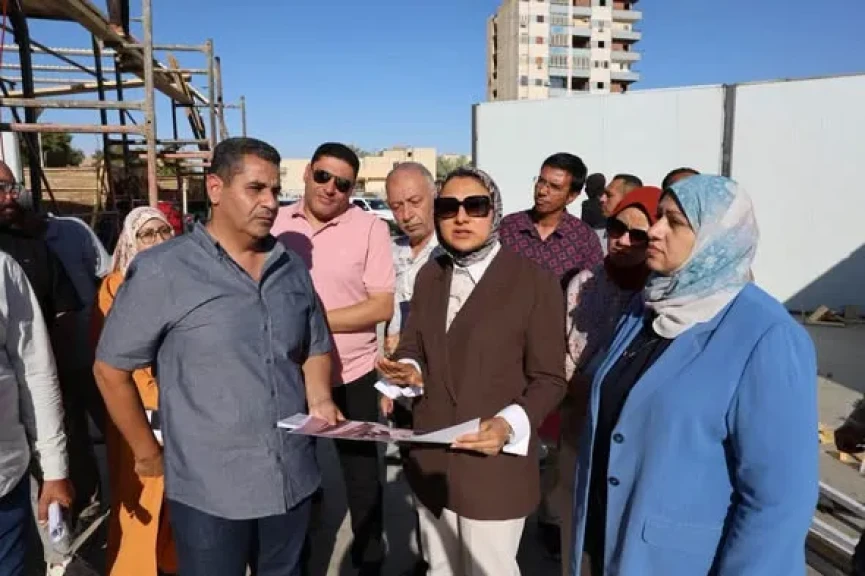 محافظ الوادي الجديد تتابع تطوير أرض المعارض وتوجه بسرعة انهاء الأعمال الجارية خلال أغسطس القادم