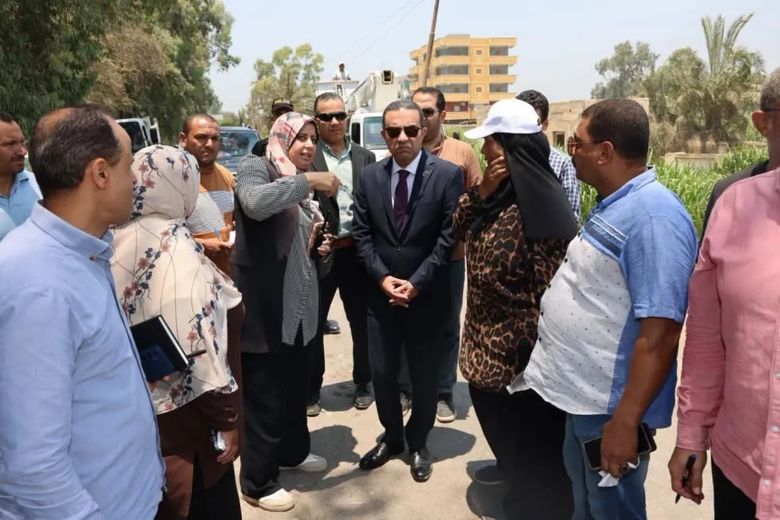محافظ المنوفية يتفقد ميدانيًا فعاليات مبادرة ” يوم في قريتنا ” بشمنديل