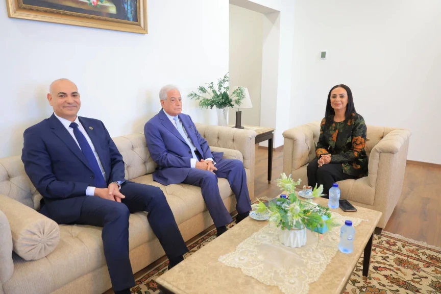 وزيرة التضامن الاجتماعي تلتقي مستشار رئيس الجمهورية للتنمية المحلية ورئيس جامعة مدينة السادات