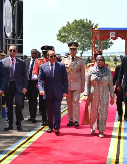 الرئيس السيسي يلتقي برئيسه جمهورية تنزانيا الاتحادية