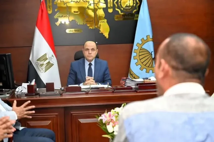محافظ الغربية يعقد اللقاء الأسبوعي للمواطنين ويوجه بسرعة حل الشكاوى والطلبات الخدمية والمعيشية