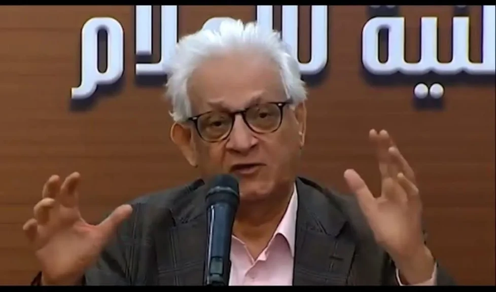 في ذكري ثورة يوليو  : عبد الله السناوي يتحدث عن محمد حسنين هيكل على شاشة القناة الأولي