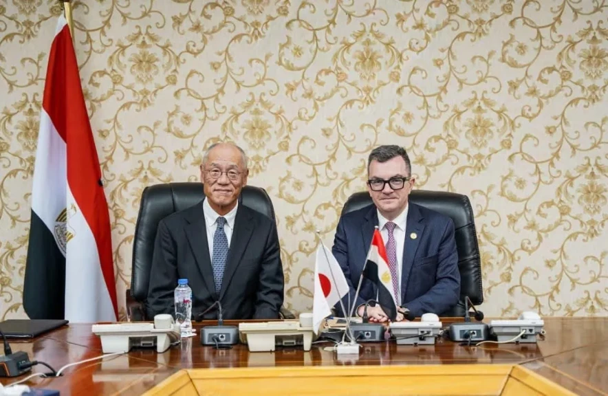 وزير التخطيط  يبحث مع السفير الياباني تعزيز التعاون التنموي وجهود الإصلاح الاقتصادي