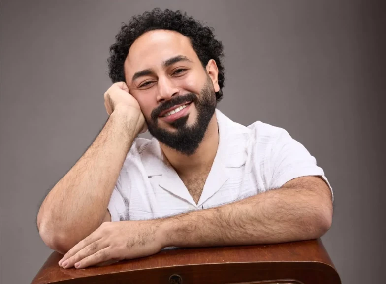 المطرب محمد علي يستعد لطرح أغنية ”ربع ساعة”