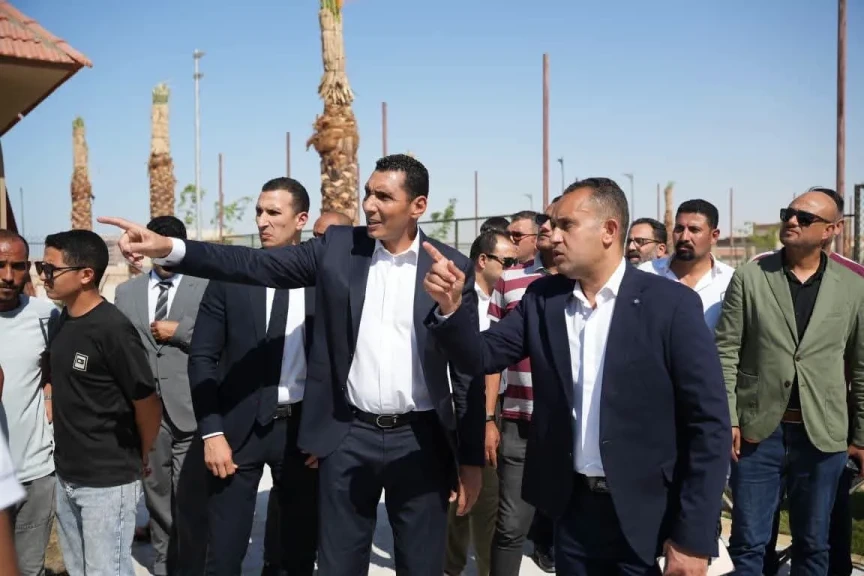 وزير الشباب والرياضة ورئيس جهاز مدينة العلمين الجديدة يتفقدان المنشآت الرياضية بمنطقة الإسكان ويبحثان آليات إدارتها وتشغيلها