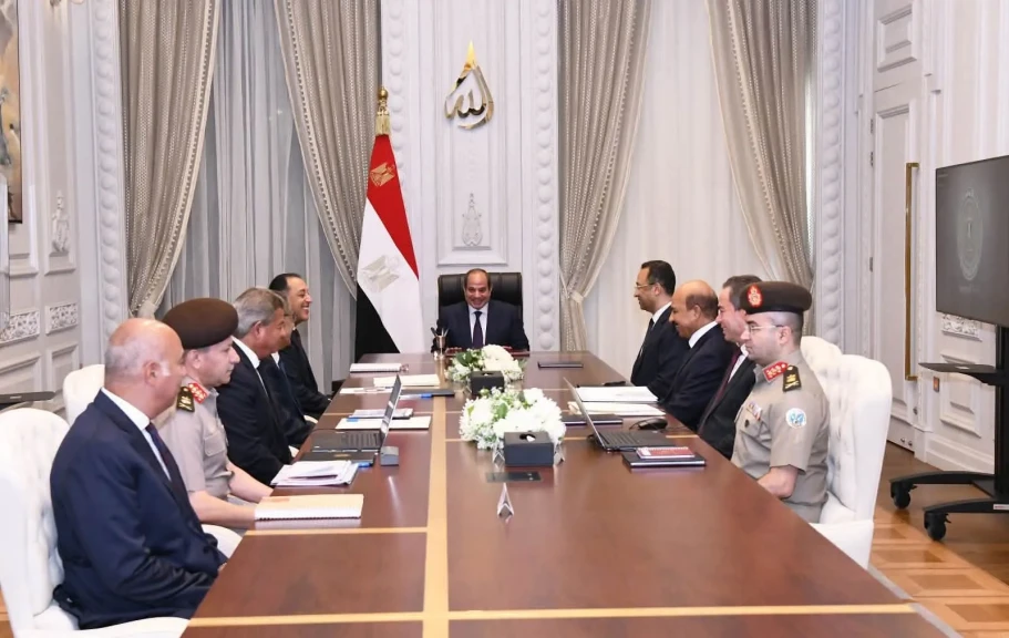 الرئيس السيسي يشهد استعراض الموقف التنفيذي لمشروع أرشفة ورقمنة تراث الإذاعة والتلفزيون المصري