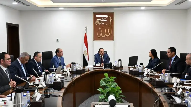 رئيس الوزراء يستعرض عدداً من المقترحات للبرنامج الوطني لاكتشاف ورعاية الموهوبين