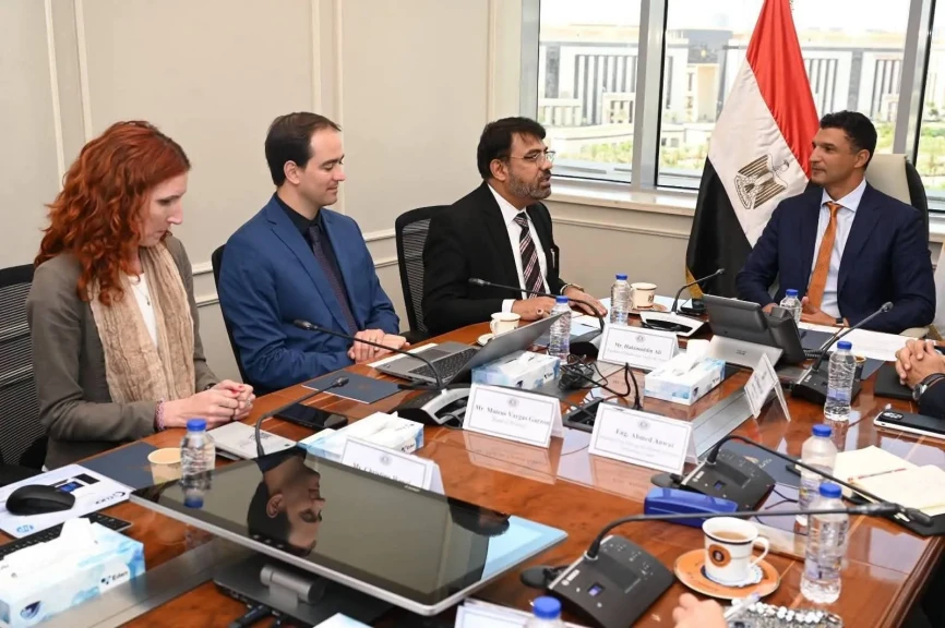 وزير الصناعة يبحث مع ممثلي شركة  RHI Magnesita النمساوية خطة الشركة لإقامة مشروع لإنتاج الحراريات المتكاملة للصناعات الثقيلة في مصر