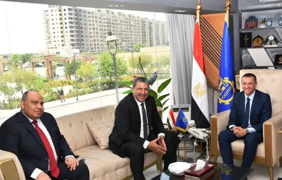 محافظ أسوان يستقبل مدير الأمن لبحث تعزيز التعاون وبسط الأمن بالمحافظة
