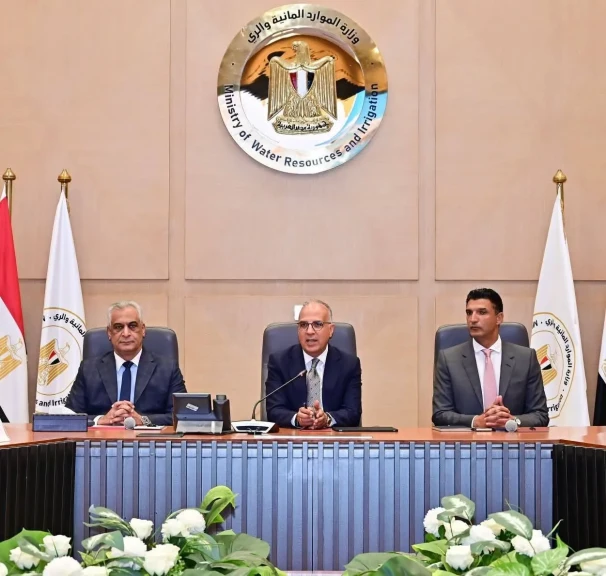 وزراء الري والصناعة والإنتاج الحربي  يبحثون وضع منظومة متكاملة للإدارة المستدامة للمياه