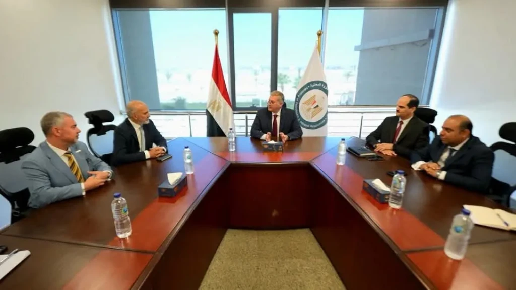 وزير البترول يبحث مع إكسون موبيل العالمية آليات تنفيذ مذكرة التفاهم لربط اكتشافات الشركة في قبرص بالبنية التحتية المصرية