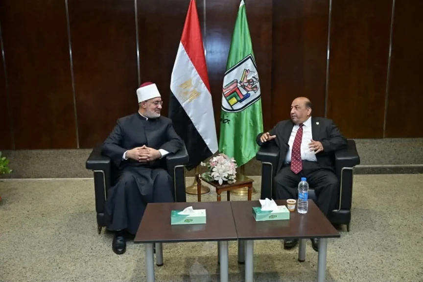 جامعة القاهرة تستضيف محاضرة مفتي الجمهورية لتكون مسك ختام فعاليات الفوج الأول لمعسكر قادة المستقبل