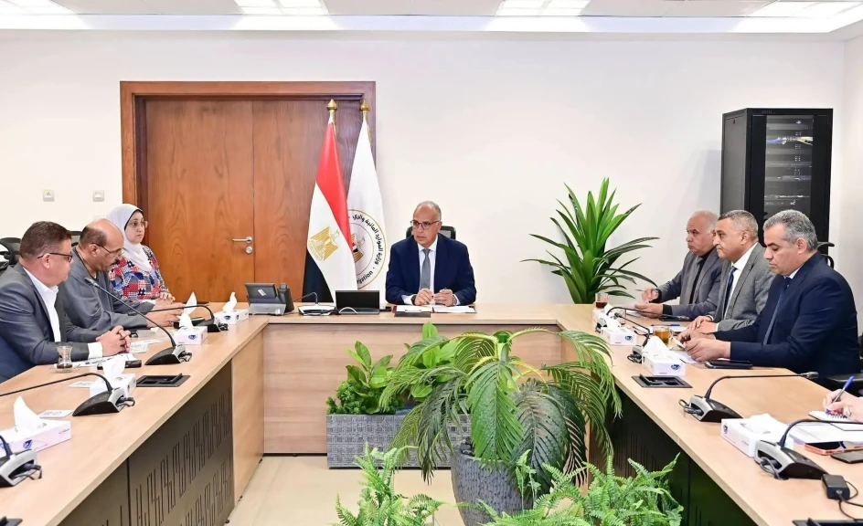 وزير الري يلتقي عددًا من أعضاء مجلسى النواب والشيوخ لمناقشة طلبات المواطنين