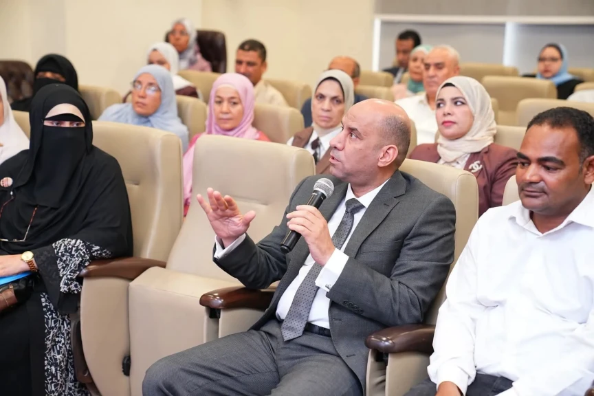 وزير العمل يوجّه مفتشي السلامة والصحة المهنية بتكثيف التفتيش الميداني وتطوير ”وسائل الوقاية”