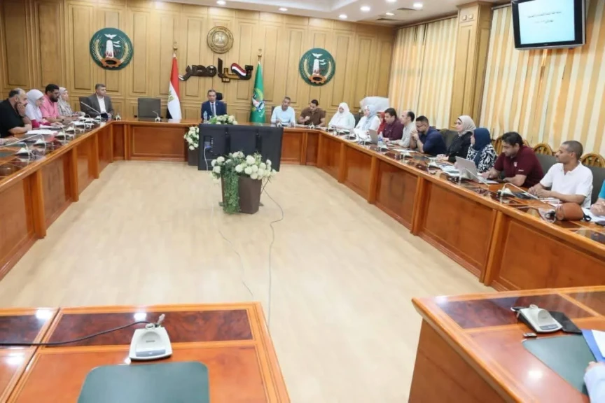 محافظ المنوفية يتابع معدلات الأداء والموقف التنفيذي لمشروعات الخطة الاستثمارية الجديدة