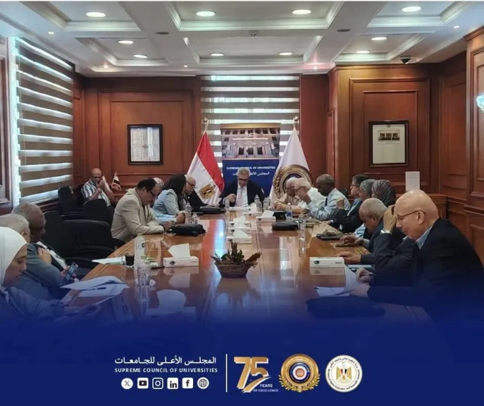 أمين المجلس الأعلى للجامعات يترأس اجتماع لجنة المعادلات الدوري بمقر أمانة المجلس