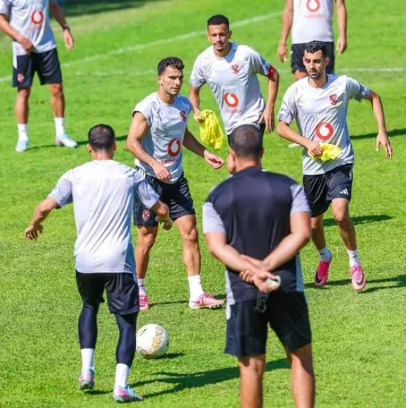 الأهلي يواجه «بادالونا» الإسباني وديًّا.. اليوم
