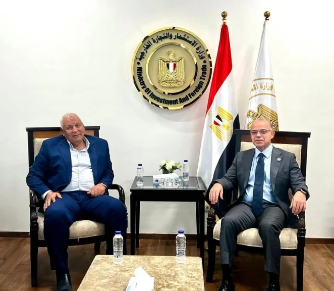 وزير الاستثمار يلتقي محافظ مطروح لبحث الاستفادة من أنظمة الاستثمار المختلفة لدعم جهود التنمية بالمحافظة