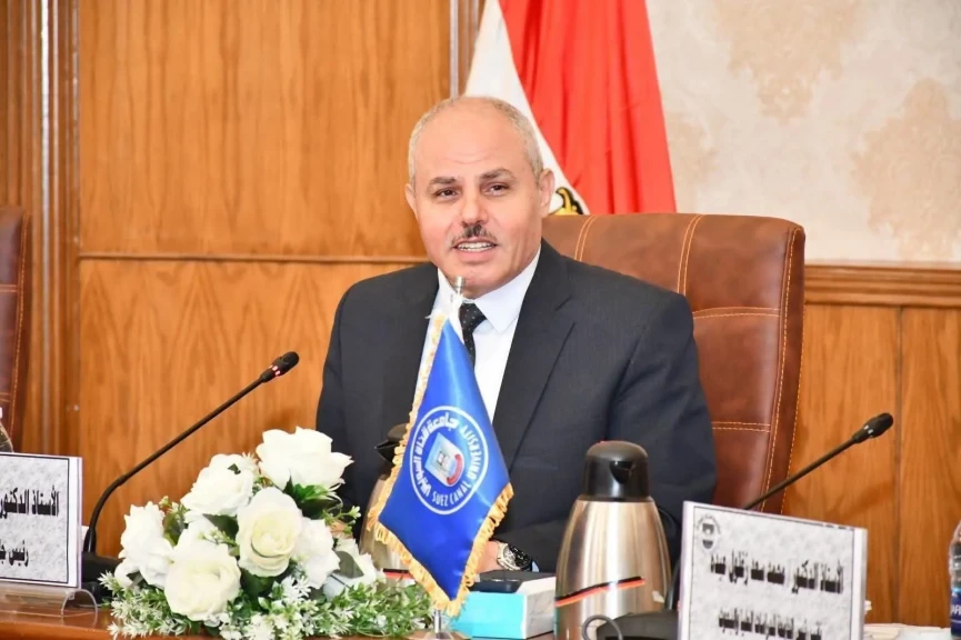 جامعة القناة تجمع بين عراقة الحضارة المصرية وآفاق البرمجة في برنامجين تدريبيين لتعزيز وعي الطلاب