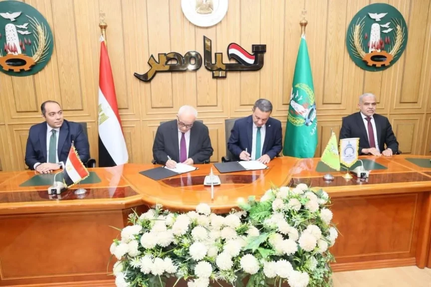 محافظ المنوفية ورئيس جامعة الريادة للعلوم والتكنولوجيا يوقعان بروتوكولات تعاون لدعم التنمية المستدامة