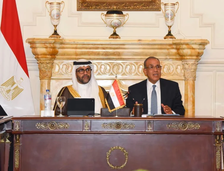 وزير الخارجية يعقد جلسة موسعة مع ممثلي القطاع الخاص بحضور رئيس مجلس إدارة المصرف العربي للتنمية الاقتصادية في أفريقيا