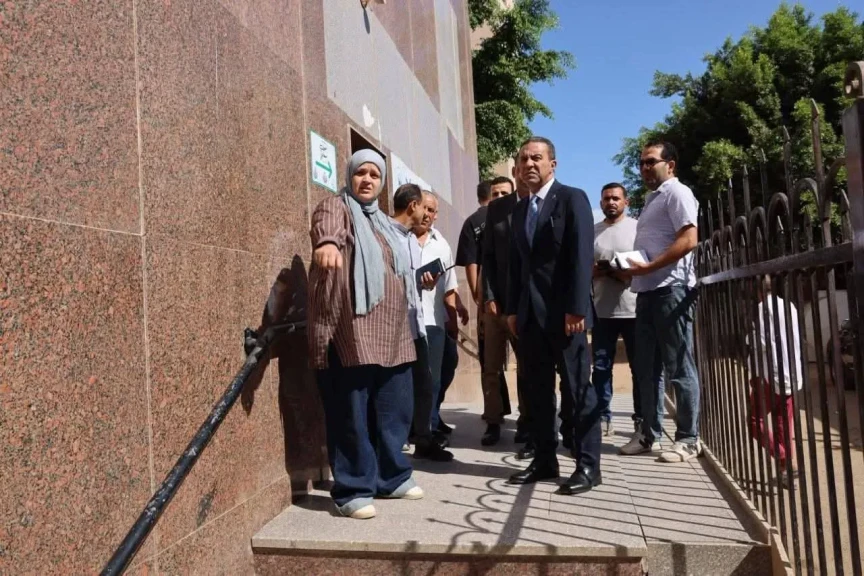 محافظ المنوفية يفاجئ مستشفى الصحة النفسية وعلاج الإدمان بميت خلف