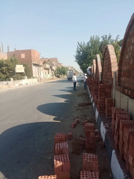 محافظ أسيوط: استمرار تطوير وتجميل الشوارع ومداخل القرى والمدن