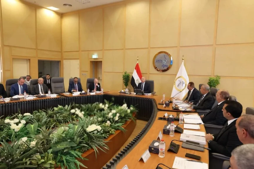 وزير النقل يترأس اجتماع الجمعية العامة العادية وغير العادية للشركة المصرية لناقلات البترول