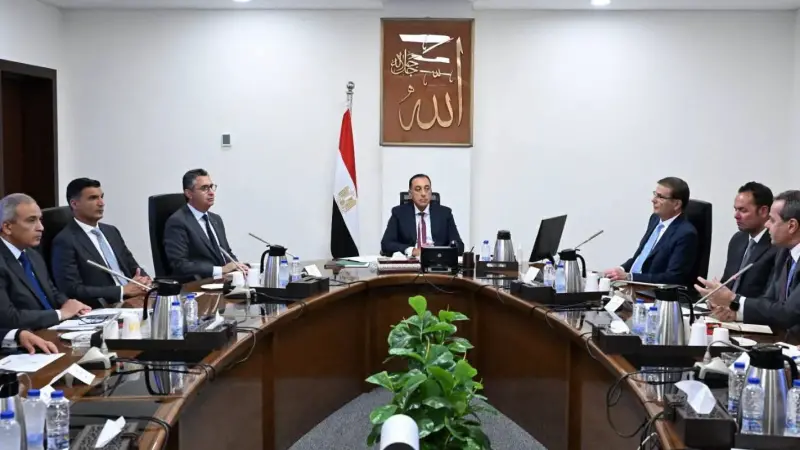 رئيس الوزراء يستعرض مقترح تنفيذ مبادرة ”القرية المنتجة” لتعزيز التنمية المستدامة بالقرية المصرية