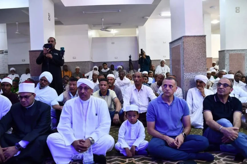 محافظ أسوان يفتتح ملحق مسجد ودار الميرغنية الختمية بالشيخ هارون