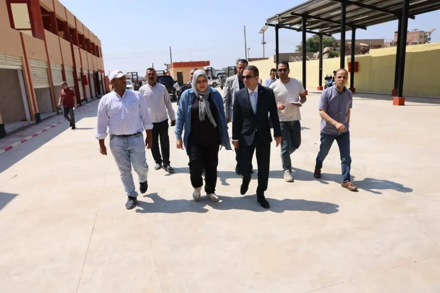 محافظ المنوفية يتفقد التجهيزات النهائية لموقف قويسنا النموذجي الجديد