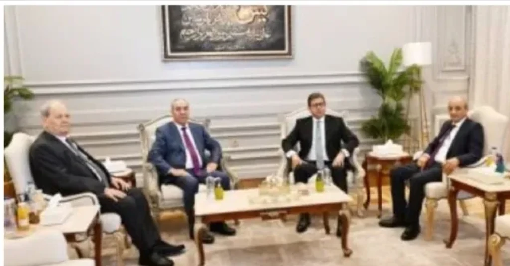 رئيس المخابرات العامة المصرية يلتقي وفد السلطة الفلسطينية برئاسة نائب رئيس دولة فلسطين