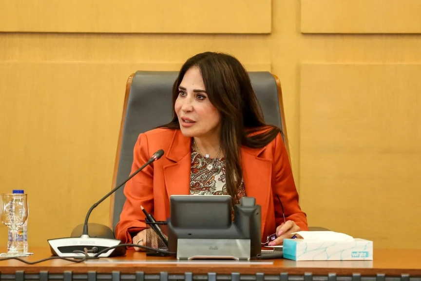 وزيرة الإسكان تعقد اجتماعًا لمتابعة مستجدات تنفيذ مشروع «حدائق تلال الفسطاط»