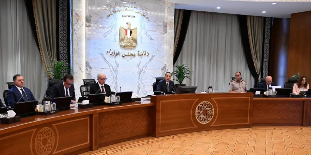 رئيس الوزراء يترأس الاجتماع الأسبوعي للحكومة
