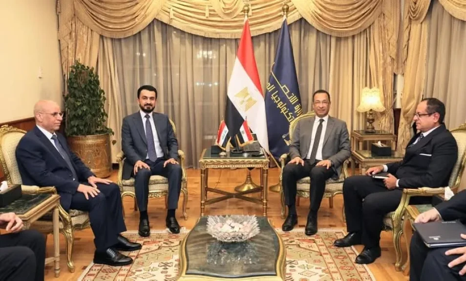 وزير الاتصالات يبحث مع نظيره العراقي تعزيز التعاون في مجالات التحول الرقمي والبنية التحتية