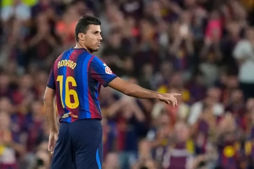 رودري يسجل ظهوره الأول بقميص برشلونة أمام أتلتيك بلباو