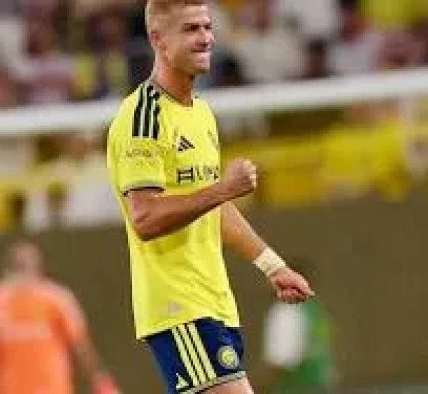 النصر يهزم التعاون ورونالدو يصبح هداف النصر التاريخي