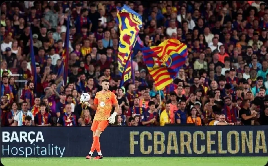 جوان جارسيا يبدأ سباق جائزة زامورا بقوة مع برشلونة