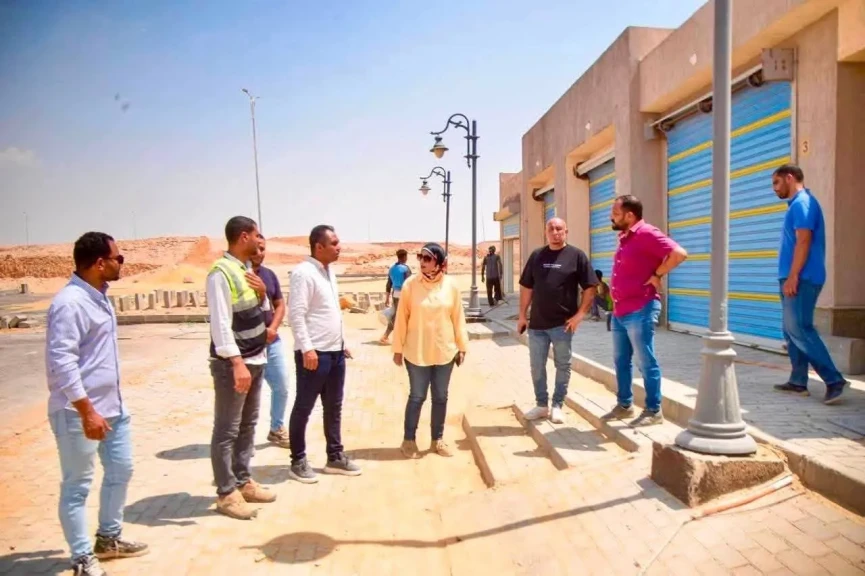 وزيرة الإسكان تتابع مستجدات ملفات العمل والمشروعات بمدينة السويس الجديدة