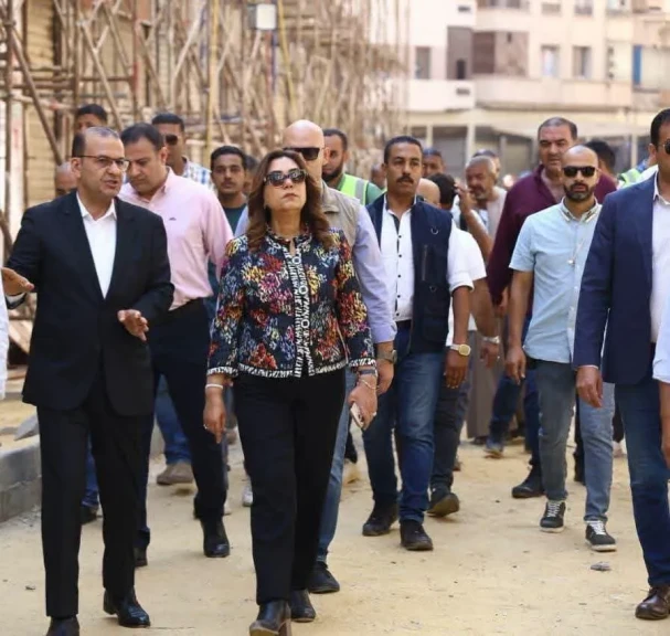 وزيرة التنمية المحلية والبيئة تتفقد معدلات تنفيذ المرحلة الثانية من تطوير سوق العتبة بالقاهرة